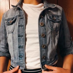 Short denim jacket
